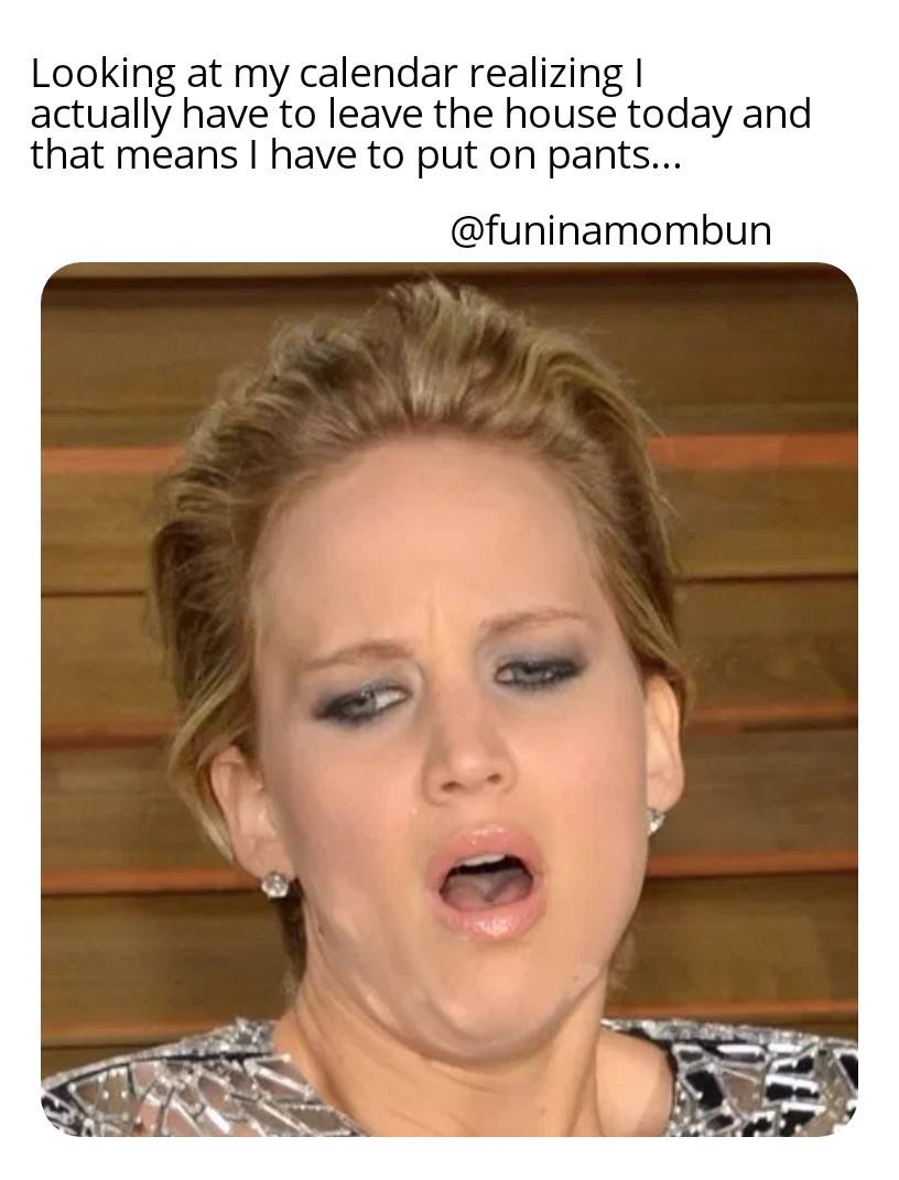 FuninaMomBun's tweet photo. Are pants required?!? #teamnopants https://t.co/Hms5fBM6Yo