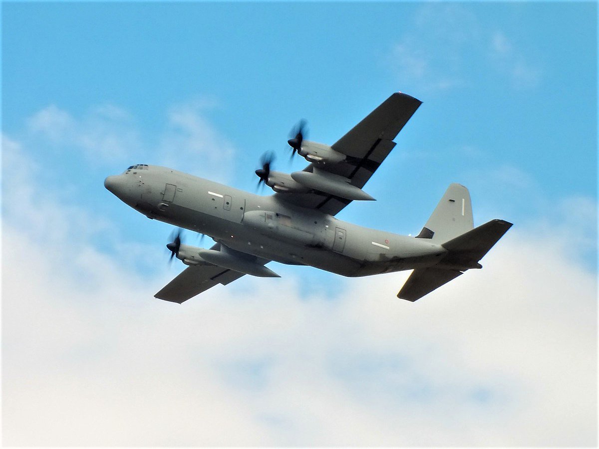 scandura's tweet photo. @RadioRadicale 3⃣
2019-08-13
1221z ⏱️ 14:21 CEST
✈️ French Air Force 🇫🇷 Boeing C-135FR (475) #CTM1101 'Stratotanker' left Libyan scene;
🛩️ Italian Air Force 🇮🇹 Lockheed C-130J Hercules #MM62194 #IAM4663 from Misrata #MIASIT mission via LUMED waypoint.
#Libya #Libia 💣💥 https://t.co/fZLCNzpqlk