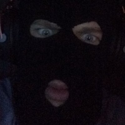 Hampuson's tweet photo. #NewProfilePic https://t.co/6aaCp78rp7