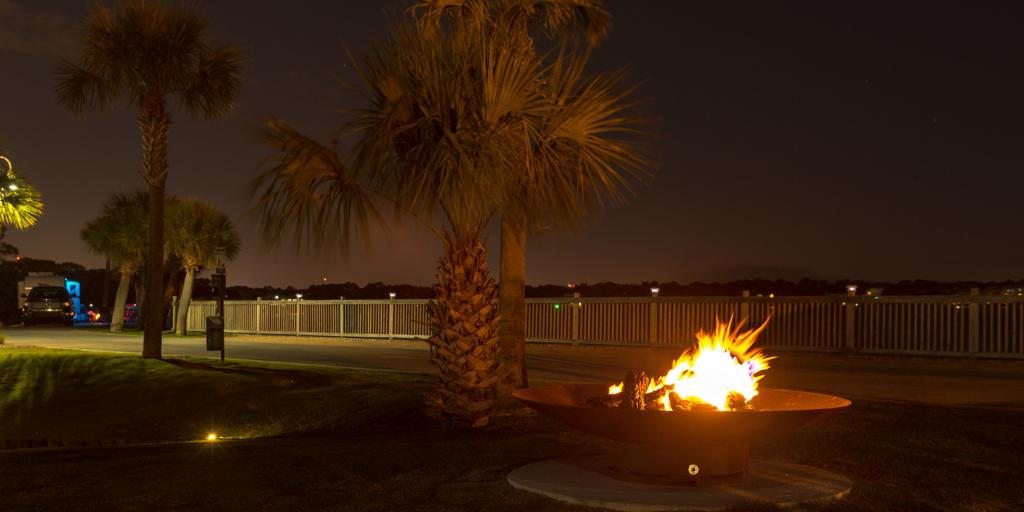It's Tuesday which means S'mores night at #destinwestrvresort!