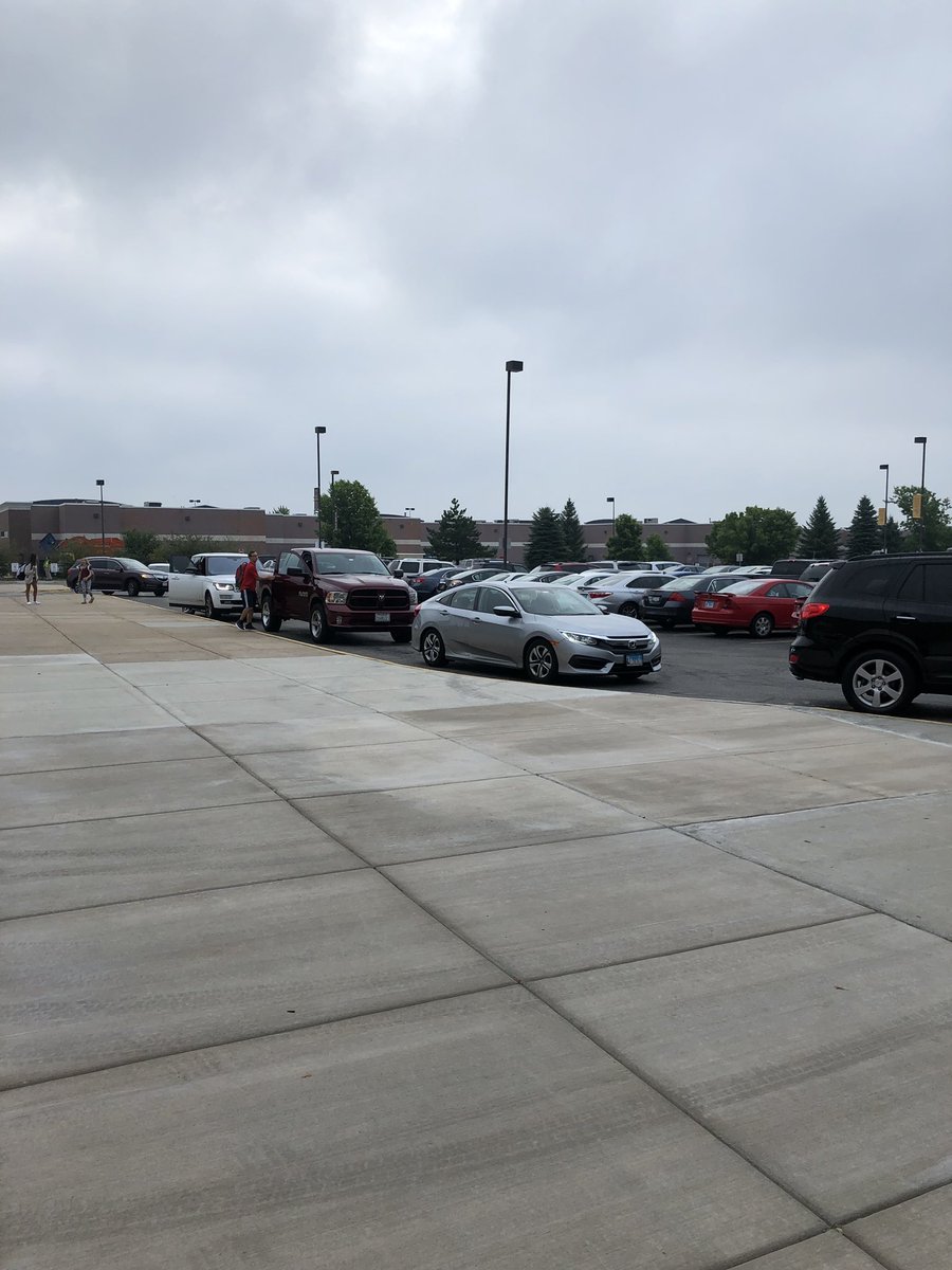 JacobsHighS's tweet photo. And so it begins! #D300FirstDay https://t.co/hbpn5gQUPt