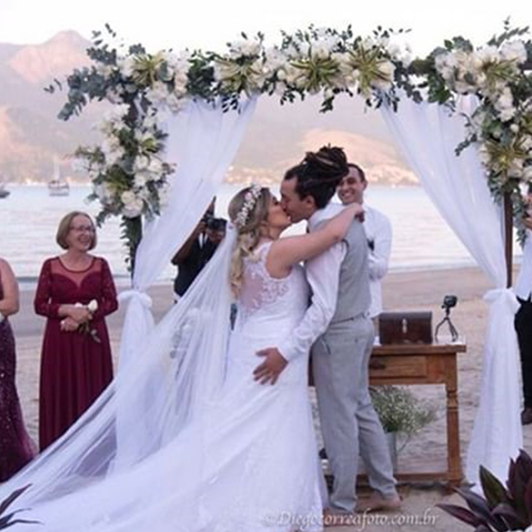 nova_noiva's tweet photo. Nossa linda noiva Tauanny!
#eusounovanoiva #noivasreais #vestidodenoiva #casamentos #noivas2019 #noivas #casei #enfimcasei #justmarried #novanoiva #novanoivavestidos #noivassp #bridephoto #photooftheday #instapost #socialmedia #photografic #bride #bridedress #dress #amazing https://t.co/oGO42Qa8c2