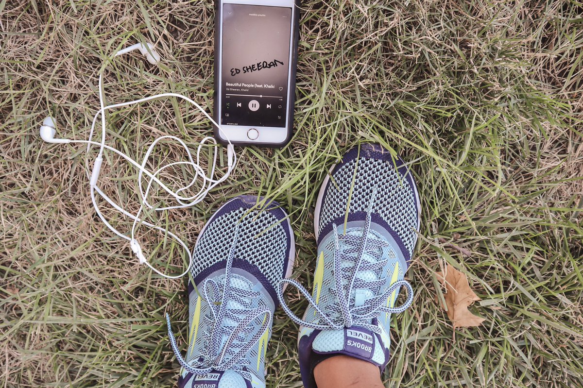 maddiehaden's tweet photo. Took the @brooksrunning Revels out for their first run. Not too shabby. A little behind as the new model just came out, but I have to share the love!
#BrooksBestFestSweeps #brooksrunning #brooksrevel #beautifulpeople #runlnk #music #spotify https://t.co/q4gNe5PqLN