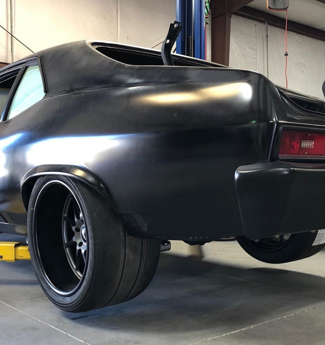 DetroitSpeedInc's tweet photo. The MuscleKingz #BoostedNova is stuffing as much tire as it can with those @DetroitSpeedInc Mini-Tubs. https://t.co/bYcnFB1obv