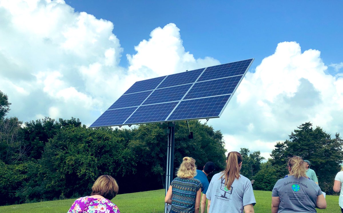 MrsBurks6's tweet photo. Fun day learning about renewable energy and ways to add it to my curriculum @KEEPprogram I ❤️being a student as much as teaching https://t.co/wXGzmlCw03