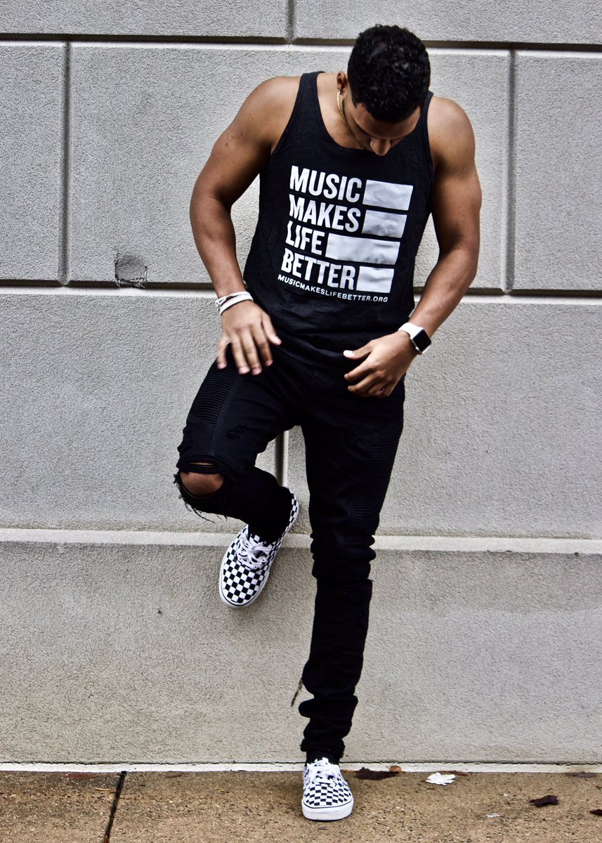 mmlb_org's tweet image. 🔥
|| Gina tank ||

#musicmakeslifebetter #tanktop #jamminjava #merch #giveback #shopnow