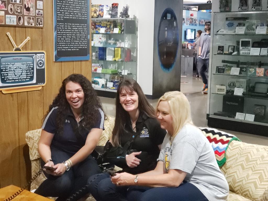 PrestwickSTEM's tweet photo. Game ON we are super pumped to see each of you tomorrow. We are ready for a sensational 6th year at Prestwick STEM Academy!! 2019-2020 will be a limitless year filled with great memories. #prestwickproud #prestwickfamiLE @leisd https://t.co/FqxGLVvGrl