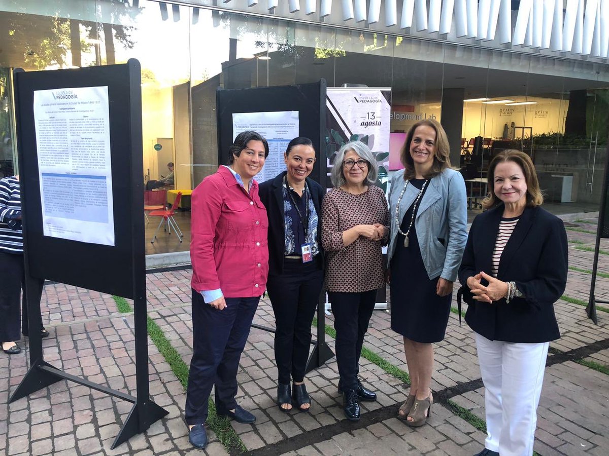 PedagogiaUP's tweet photo. Investigadoras de la #EscuelaPedagogíaUP participando en #investigaciónUP #researchUP @UPMexico @PedagogiaUP @jaross77 https://t.co/cAGNZN2zzH