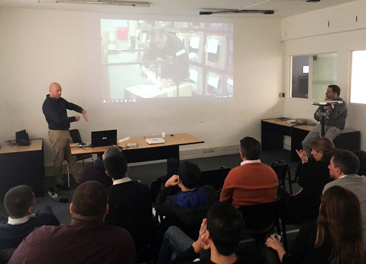 Telectronica's tweet photo. El pasado 8 de Agosto recibimos en nuestro Laboratorio #RFID al equipo de GS1 Argentina  @GS1argentina para llevar a cabo una jornada de actualización y entrenamiento sobre la tecnología. 
Agradecemos a GS1 por habernos visitado y por su interés y predisposición. https://t.co/2r2MNZtk7O