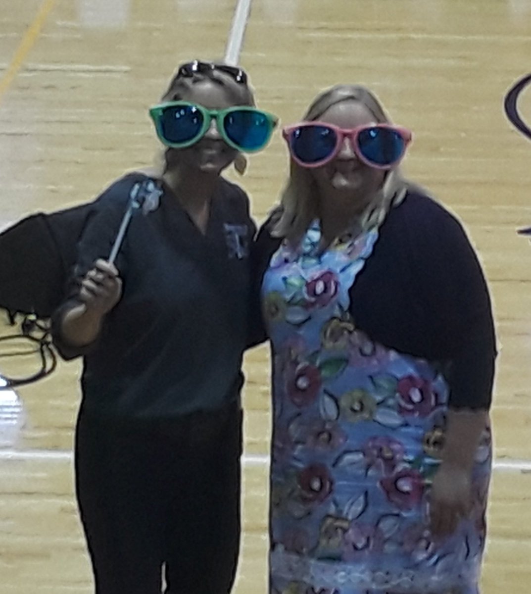kanteach's tweet photo. Vision 2020 - Can You See It? #OneTeamOneMissionOneRockHill @RockHillSchools https://t.co/SO3DZhBjsf