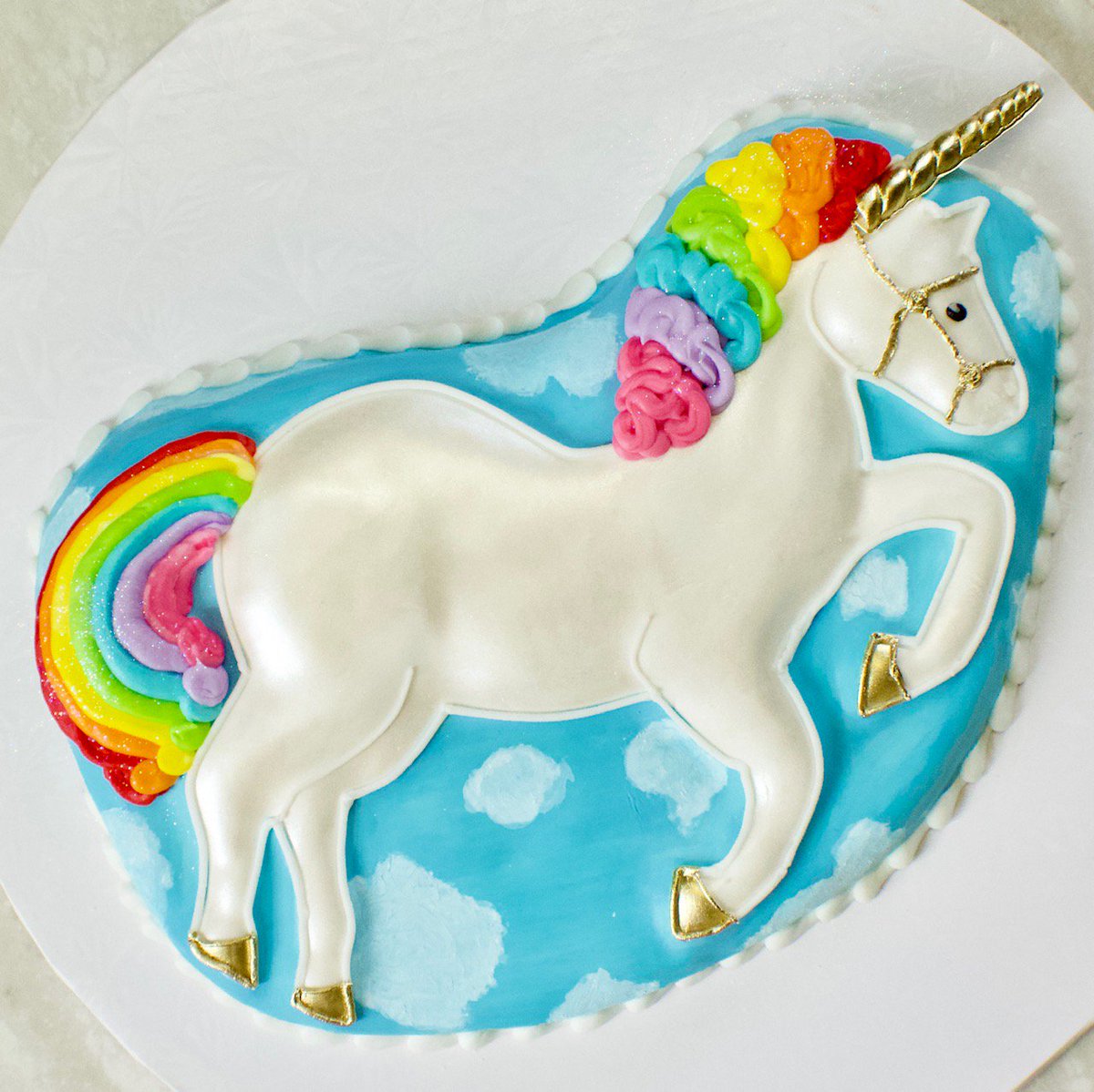 CKProducts's tweet photo. Have you heard? Celebakes® Pantastic Pans are back with a new look! Made here is USA 🇺🇸 these plastic pans for cake deco have got your back 💪 Pantastic Pans® are dishwasher, oven, and freezer safe. Perfect for a family get together or just for fun 😀😎
https://t.co/Sd8q1mBtm0 https://t.co/dT0WhGniPG