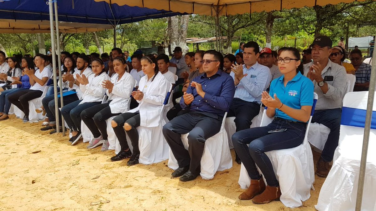 TecNacional's tweet photo. Autoridades y Estudiantes Técnicos del Centro Tecnológico de Jalapa inauguran el Laboratorio para Procesamiento Cárnico “Cmdte. Tomas Borge Martínez” #TomasValiente 👩🔬👨🔬 https://t.co/ptKyZppJXk