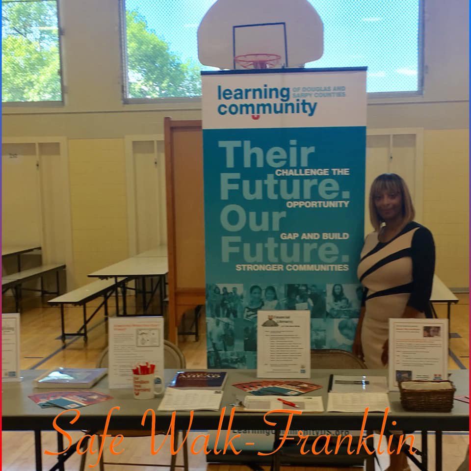 LearnComm's tweet photo. Parent University welcomes new families from six schools! @OPS_Conestoga @OPS_Kellom @OPS_MinneLusa @OPS_Skinner @OPS_Lothrop and @OPS_Franklin 
where Andrea Foster from our navigator team joined Safe Walk activities. #TheirFutureOurFuture https://t.co/o59qjYHzn4
