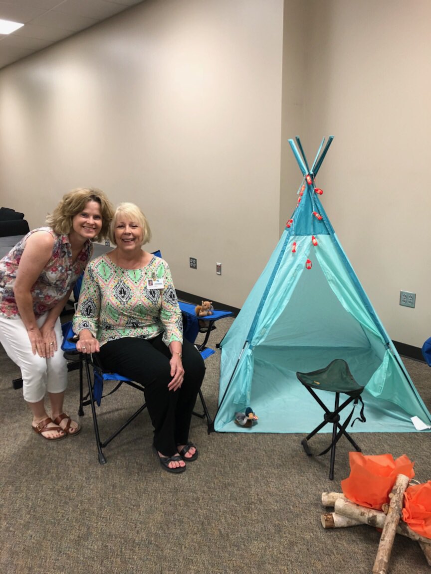 lcturnerklein's tweet photo. More happy campers from Camp Klein Finance!! https://t.co/SIo4SBIkPR