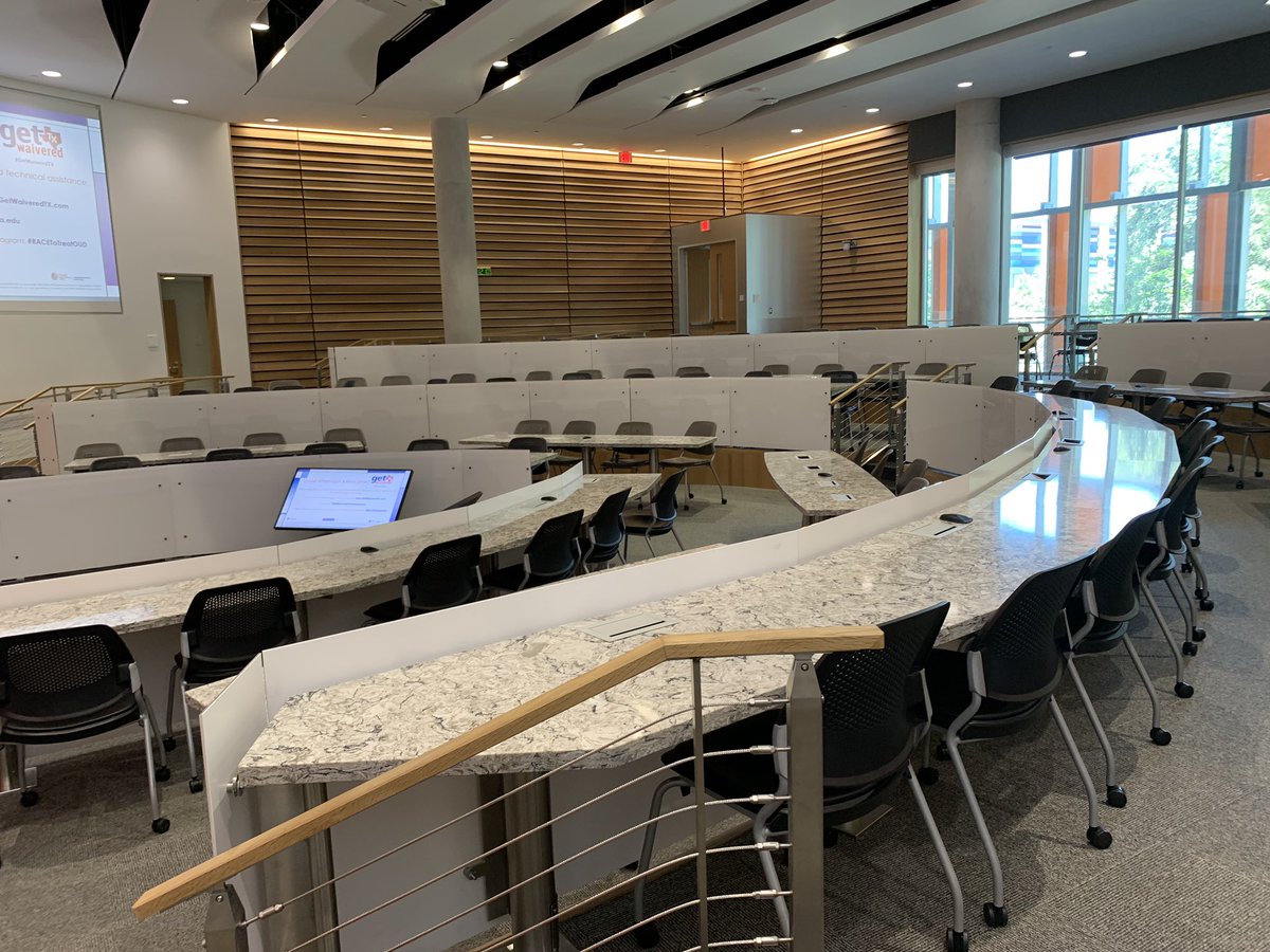 jwpheasant's tweet photo. Visited one of the newest medical schools in USA with @VladoPerkovic today. Dell Medical School at UTexas in Austin. On a mission to revolutionise how people get and stay healthy. Super impressive team; innovative curriculum; outstanding facilities. #UNSWMedicineInUSA https://t.co/i0O3ZOynhy