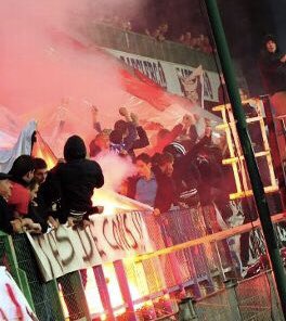 PokliciteTheDoc's tweet photo. #AJAASB https://t.co/3NgA4HN44z