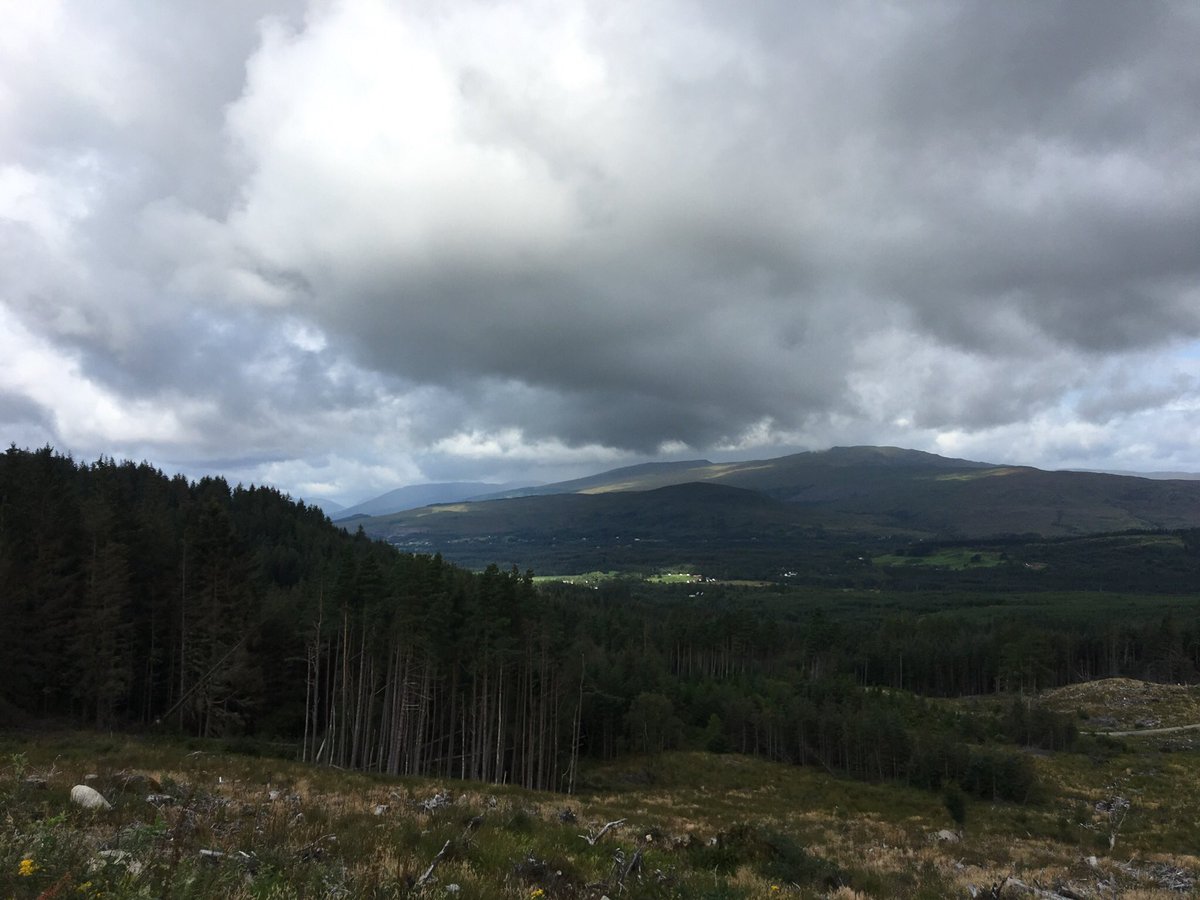 MsBarryHolm's tweet photo. A belter of a day biking in Ben Nevis range - Glenfinnan. Got few showers but otherwise the weather was Perfect @visitscotland #bennevisrange #glenfinnan https://t.co/FgxIduLvp4