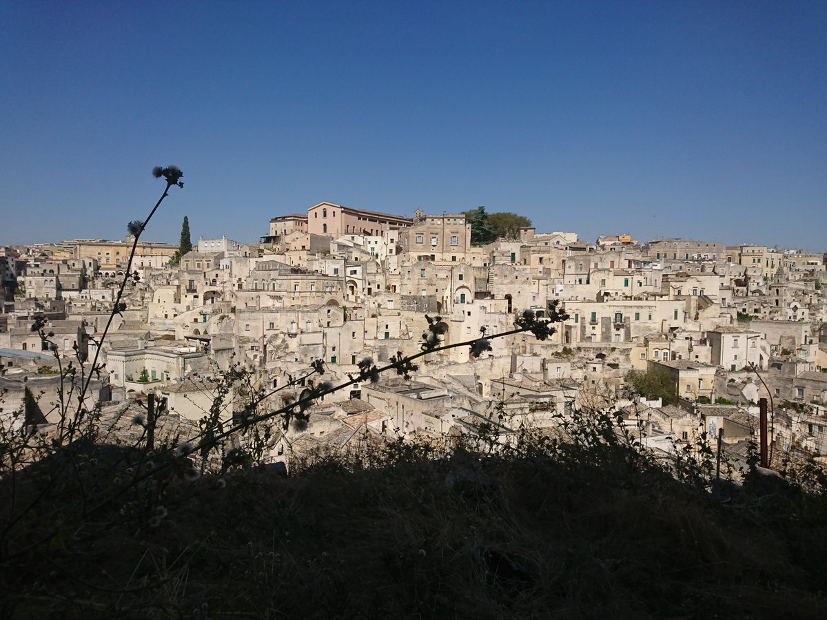 KireniaDanza's tweet photo. ➡️Matera 🤓Ingenuity and ability to adap ♻️
#Basilicata #museums #art #musma #culture #exchange #tradition #architecture #ecosystem #prehistory #heritage #archeology #history #environmentalroutes #gastronomy
@reteteatro41 
@PortunusI  
@europe_creative
@Novoneyra
 @vaniacauzillo https://t.co/6JYQqRzwUU