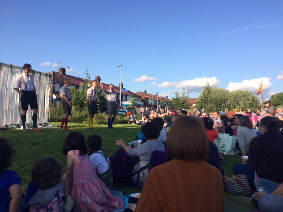 madamebirch's tweet photo. Amazing night watching @HandleBards perform Shakespeare on the Loop ☺️ #levylife
And thanks to thank you @SustransNorth and Friends of #FallowfieldLoop #muchadoaboutnothing https://t.co/Xb3YkqjHWp