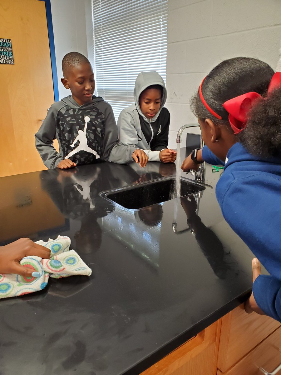 mrsjtscience's tweet photo. Let's test these faucets too @EJHSBulldogCtry @suptking @Kathy58190181 #streamfcps1920 https://t.co/RPcGam9smt