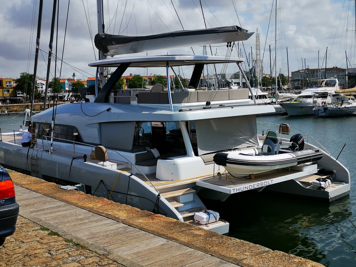 Bootje gekocht.... Not was wel een knappe boot.