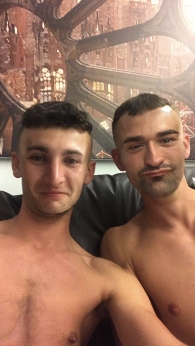 Evans1996Luke's tweet photo. @__TylerShaw happy birthday to the main man! probs the wonkiest guy I know, see you Saturday brother for a big one 👊🕺 https://t.co/n292aXWXHO