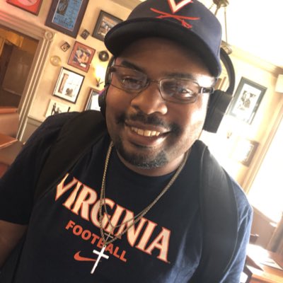 donnellspinnerg's tweet photo. #NewProfilePic https://t.co/vOzNeTcEw0