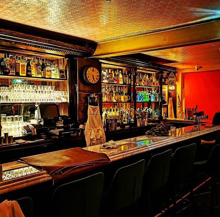 leperroquet_dub's tweet photo. Our favourite time of the day! π #AperitifHour #Cocktails #LePerroquet #Vins #French #Bar #Restaurant #BarDining https://t.co/hLGrCtGKbl