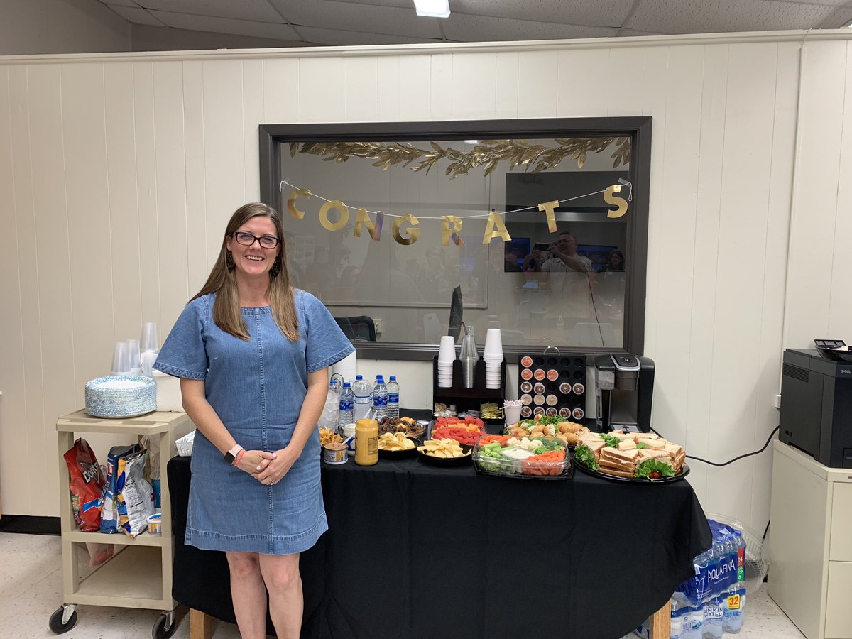 Rosie Fluegel tweet media