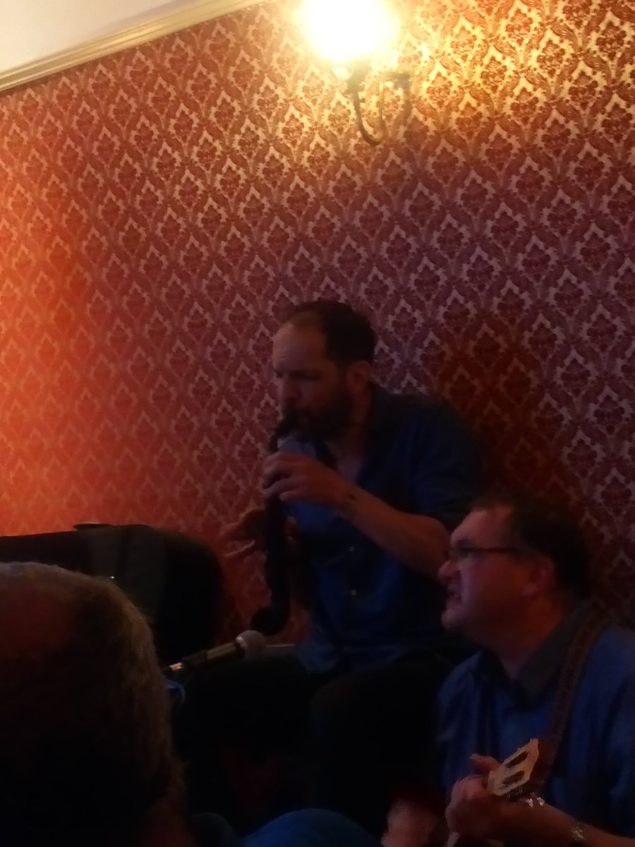 We had a surprise cameo from a plastic sax tonight, during one of our UT classics! Sounded great - soon we will be Ukulele + Saxophone Tuesday!! 🎷😁