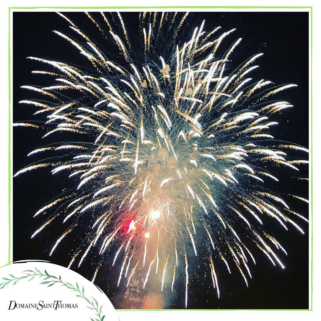 DomaineStThomas's tweet photo. 👉🏻 14/08: #feudartifice à Argelès-sur-Mer 🎇
👉🏻 15/08: de 19h à 21h30,  #winecasino !! 🍷 avec un foodtruck toute la soirée jusqu’à 22h30 🍔
👉🏻 et pour terminer: 23h #feudartifice à Saint-Cyprien  🎆.
Pas mal non ?
✅: l.buron@domaine-st-thomas.com ou
Par 📞 ou sur 📲 FB https://t.co/YhLl8YWwA2