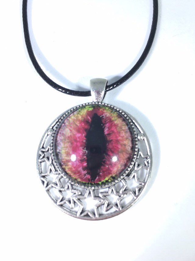 DragonWired's tweet photo. Excited to share the latest addition to my #etsy shop: #Handpainted #dragon eye pendant necklace #thewireddragon https://t.co/GFczfd50NR https://t.co/Z07LeIOd1U