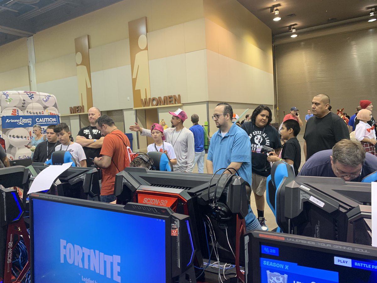 ego_602's tweet photo. Thx @RogerCaneda @EGearDistribut1 @MYSLComputers for the opportunity in competing took 1st place lesgoooo #gameonexpo #Fortnite https://t.co/v0EQTlxScQ