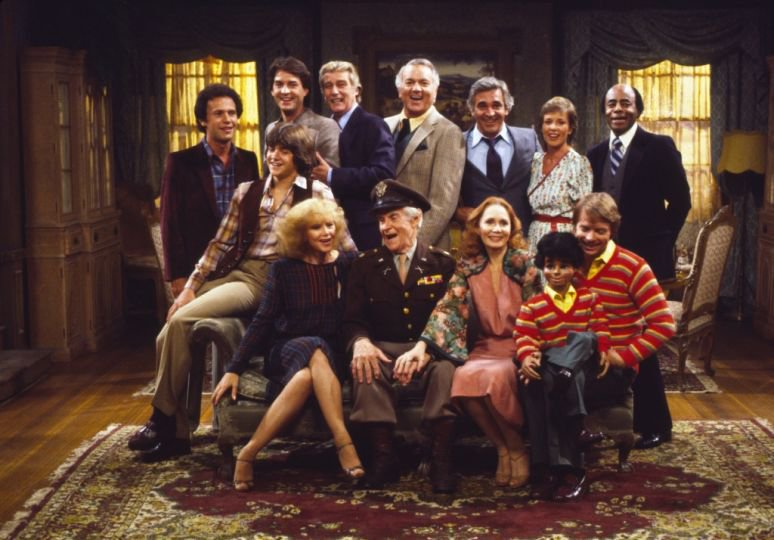 hagerman_becky's tweet photo. Some pics of wayback one of my all-time favorite sitcoms ever!!! #Soap #susanharris #billycrystal https://t.co/GuCj1aPPGh
