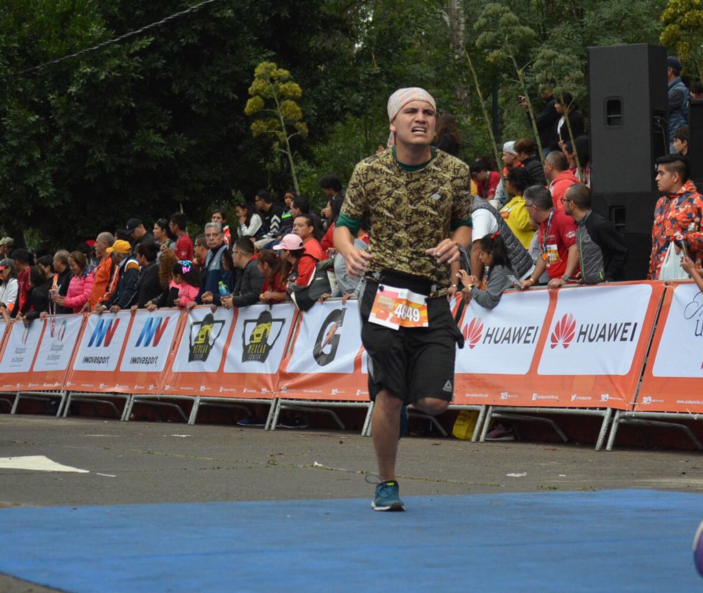 MeDicenNoli's tweet photo. @VianeyZarate @MaratonCDMX Para poder cumplir mi promesa y seguir mejorando cada año.

💯 https://t.co/GTk7c9IMNZ