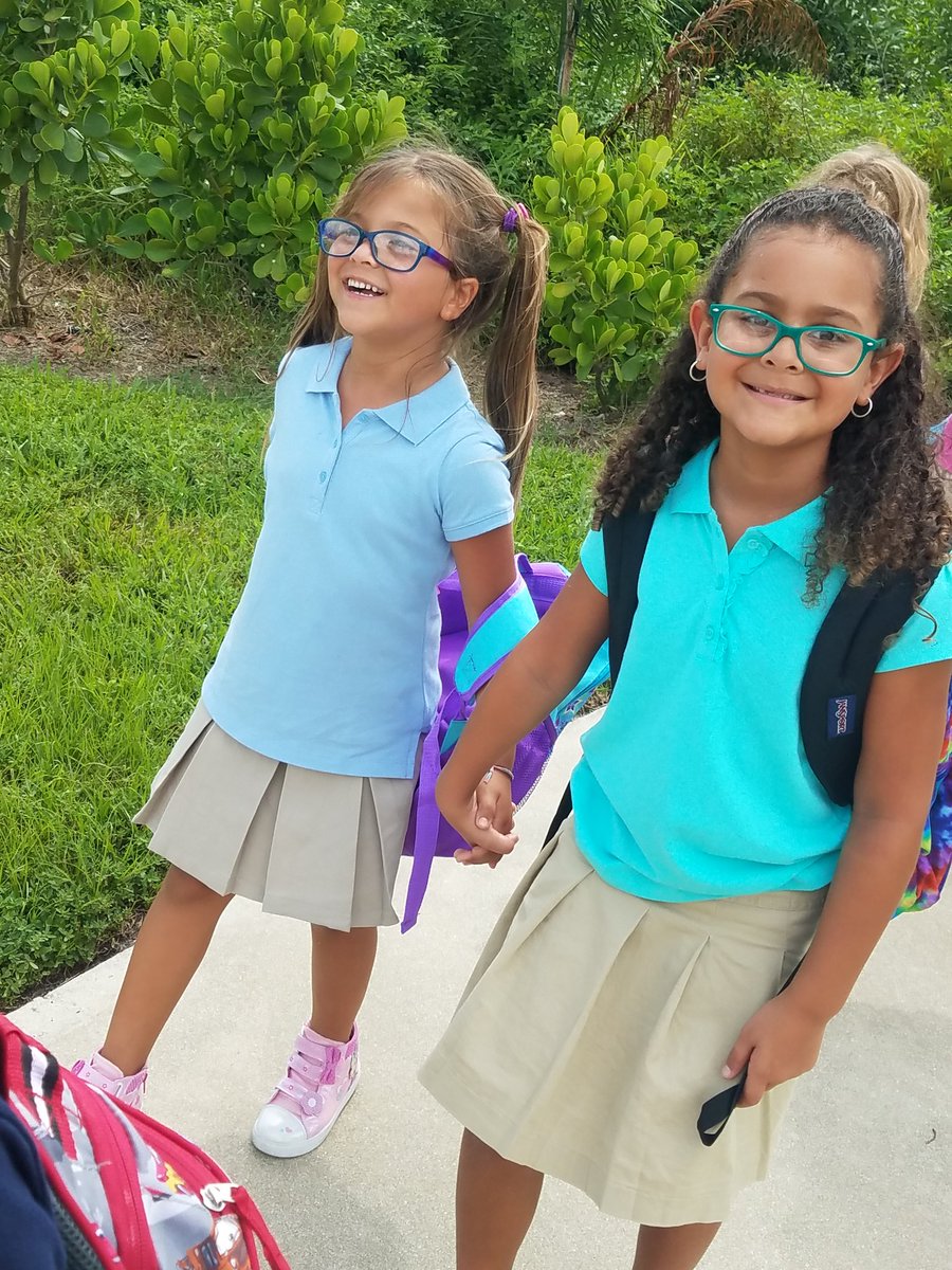 marcoyyouthdev's tweet photo. Happy First Day of School! Y KIDS walking over for the afterschool program! Have you signed your child up yet?#YMCA #afterschool @marcoyschoolage @marcoy @MarcoIslandPD https://t.co/eT7vr68FlD