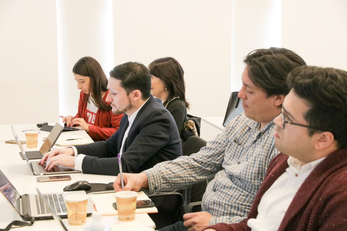 CIIPUCV's tweet photo. Culminamos en la actividad de #prepitch en @Chilquinta, en el contexto de su #InnovationChallenge 💡
Los participantes presentaron su proyecto de #innovación intraempresarial en inglés, como antesala a la gran final de la próxima semana. 🙌🏽 https://t.co/dQOpvLxJRn