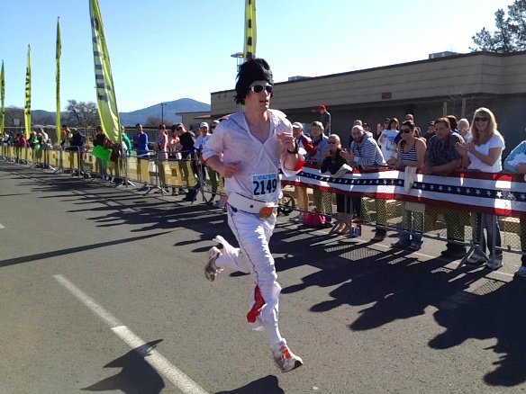 I first got into running to travel to new places and for the pure fun of it. I remind myself of this multiple times a year and talked about it (and much more) in this in-depth chat with the Blister podcast: blisterreview.com/podcasts/ian-s…