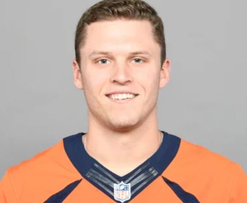 KTIK_953FM's tweet photo. Today on #IdahoSportsTalk with @JeffCaves and @MikeFPrater:
-3 & 315: #BoiseHigh ... Braves or Brave?
-4: Better pro: #BrettRypien or #RyanFinley?
-415: #OctaviusEvans is back!
-5: Braves, Brave and YOUR CALLS
LISTEN: https://t.co/e9DnfKS2Vi or https://t.co/iWoMeh04DR https://t.co/TKkLcW8Nti