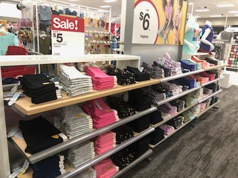 jenbradytarget's tweet photo. Back to school shopping is an experience, bringing the joy to our guests @salamlazkani @drew_arrington @Martinezrocio06 @JasBahia https://t.co/YqbbZzRvT2