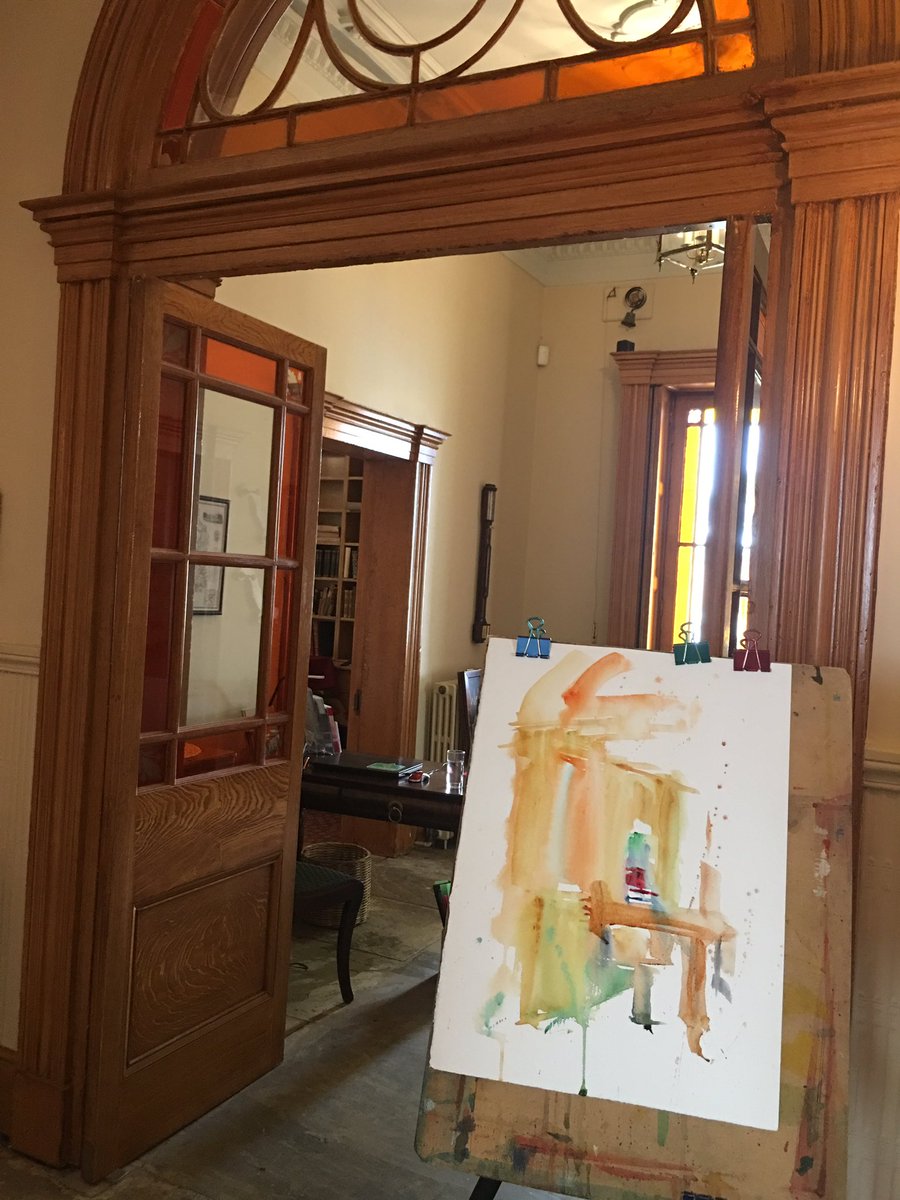 LizAckerleyArt's tweet photo. Stages of a #ColourFirst sketch demo at my drawing workshop @GaskellsHouse last Friday https://t.co/ipdm0QL4TJ