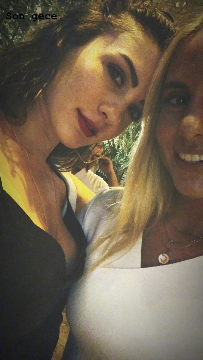 endlesspsycho's tweet photo. Güzellik 💘 @burcu_ozberk #BurcuÖzberk ❤ https://t.co/MMAVHArdZa