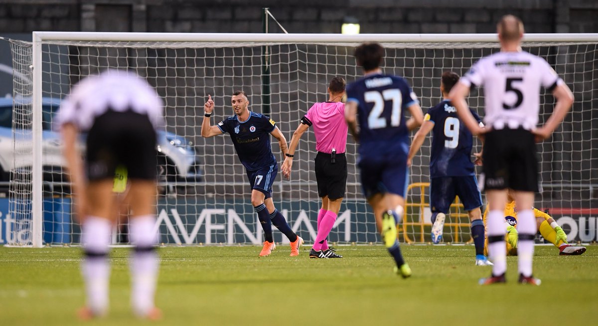DundalkFC's tweet photo. REPORT | DUN 1-3 SLO (AGG 1-4)
On the whistle summary from a disappointing night in Tallaght.
#DUNSLO #DundalkInEurope #UEL
https://t.co/EZYAFRo8QX https://t.co/h4jQKhtzyW