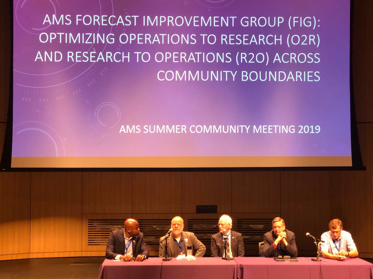 DrOceanJulie's tweet photo. Value of coupled modeling in both earth and space weather and the importance of partnerships #AMSsummer @ametsoc @RLuettich https://t.co/lRSYJBYREy