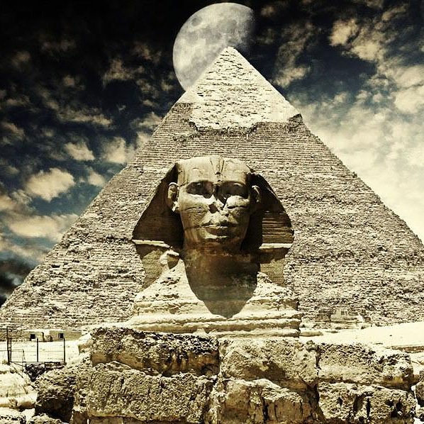daytourpyramids's tweet photo. Let's visit the pyramid with our services trip.
#egypttravelcc 
#المصريين_رقم_واحد_في #LeftHandersDay 
#egypt2019 
#tourism 
#EidAdhaMubarak 
#egyptair 
#pyramids 
#hoteles 
#nile 
#Cairo 
#newyorkcity 
#محمد_صلاح https://t.co/YExpOSRitE