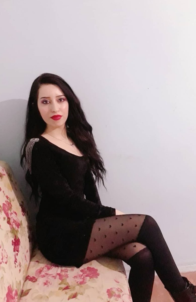 Gamze51469784's tweet photo. Dm canım bekliyorum https://t.co/ugcsvh92w3