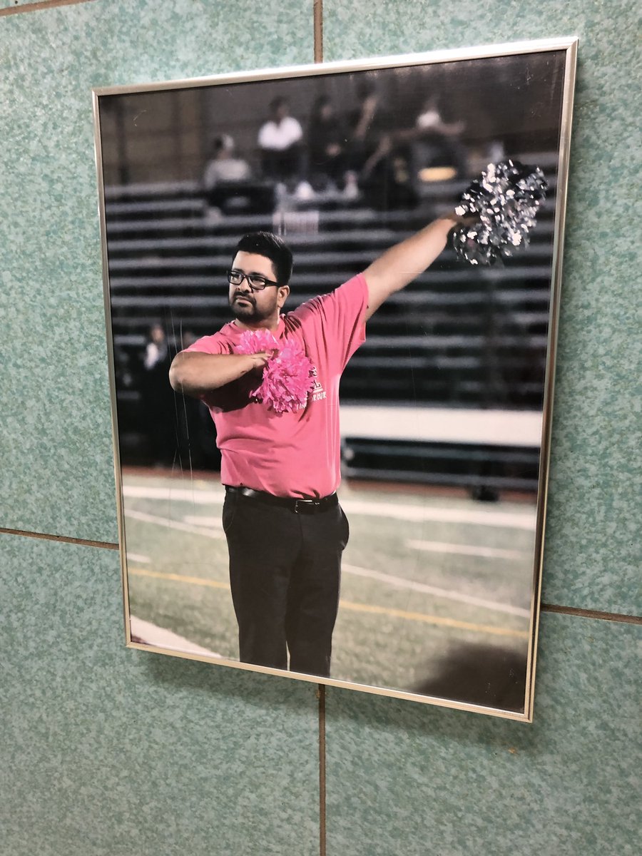 mrs_delmonaco's tweet image. I may be at West now .. but a little piece of East will always be down the hall!! 📣🤣 @OrangeCrush4 #morton201 #mortonpride #orgullomorton