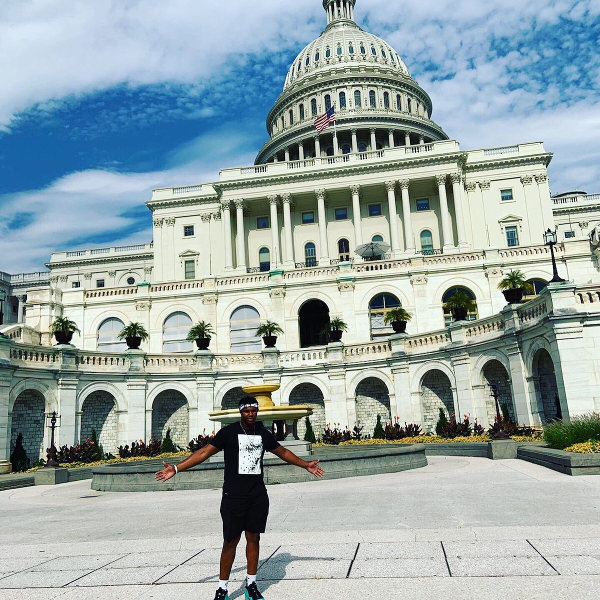 ib4lee's tweet photo. Today our IB teachers went back to school.  But our students still have two weeks before they start their senior year!  Check out what some of students are doing this summer- traveling and hanging out with friends! #ib #studentlife https://t.co/QmYWe36YFJ