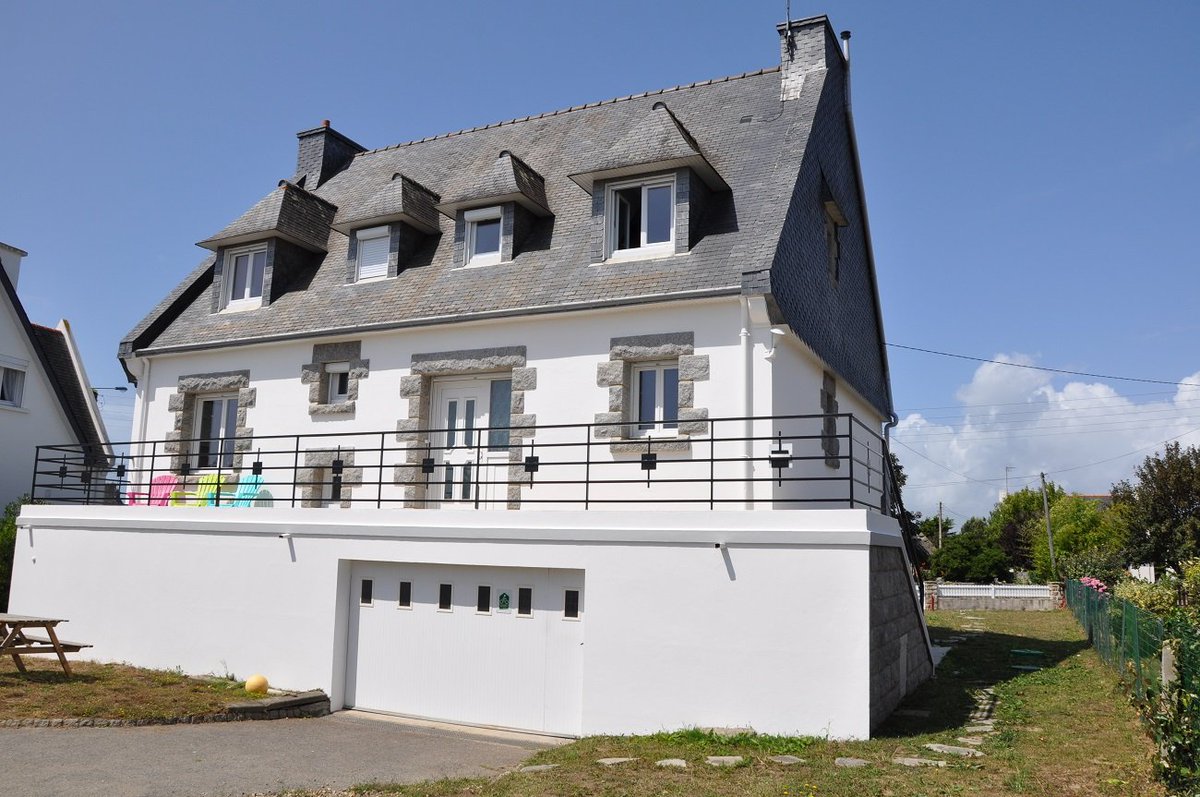 ChezTib's tweet photo. La maison fait peau neuve après un bon ravalement 👏 https://t.co/udIgNgHXBB