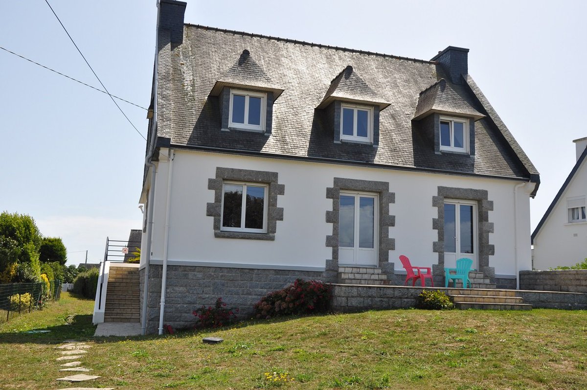 ChezTib's tweet photo. La maison fait peau neuve après un bon ravalement 👏 https://t.co/udIgNgHXBB